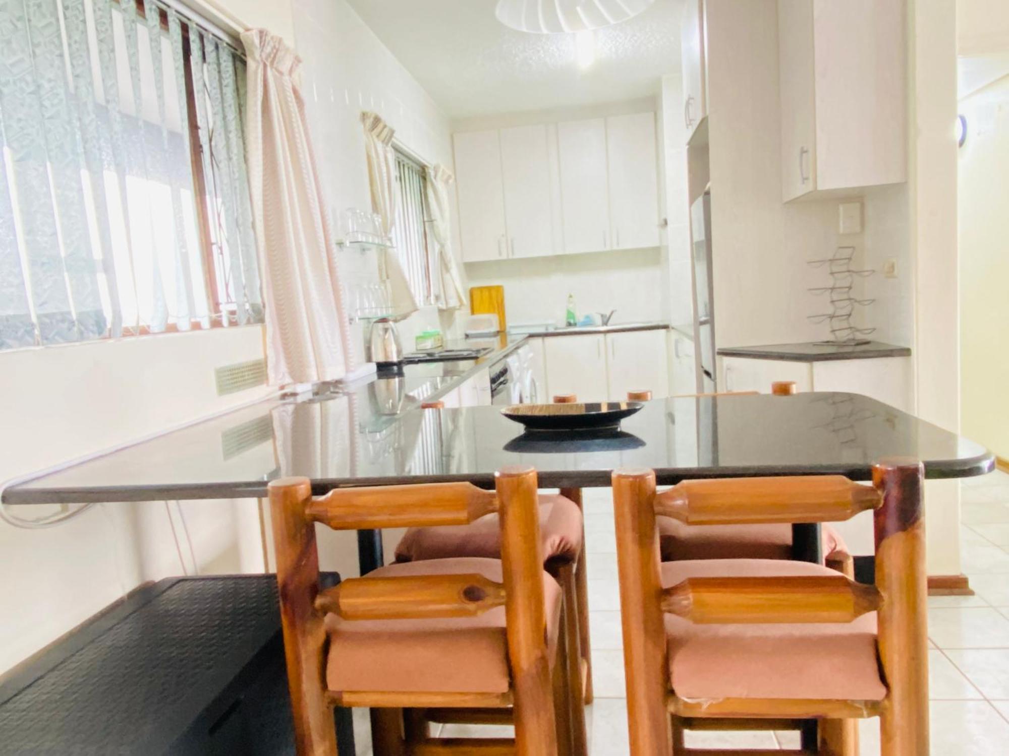 Front Apartment, Stella Maris, Road, Apartment Amanzimtoti